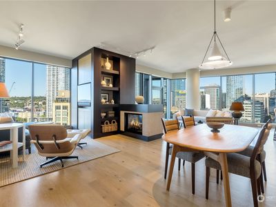 820 Blanchard Street #1905, Seattle, WA, 98121