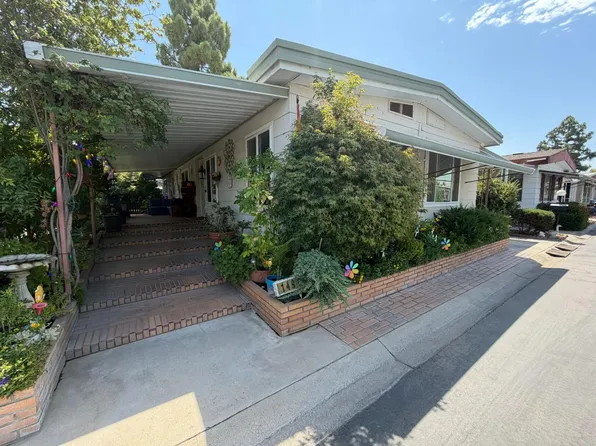 2706 W Ashlan Ave, Fresno, CA 93705