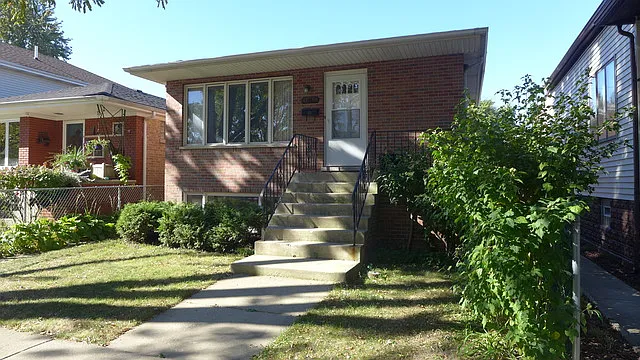11162 S Homan Ave photo 1