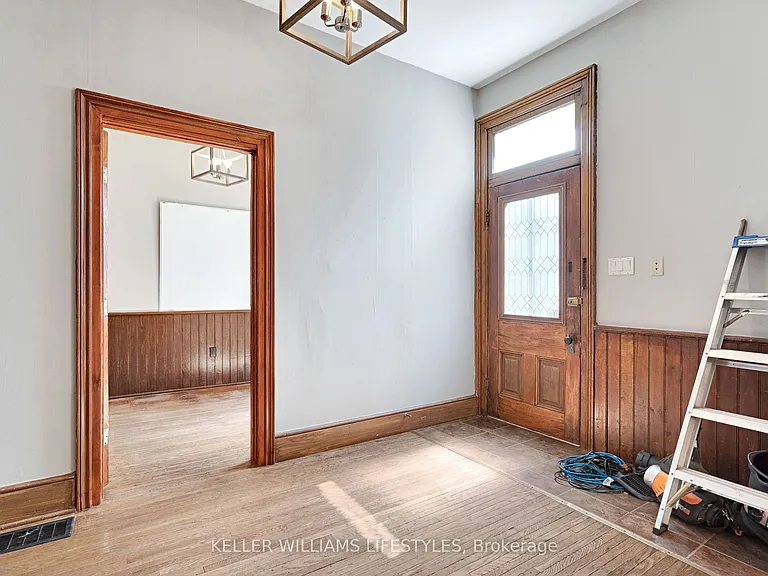 421 Central Ave — Photo 22