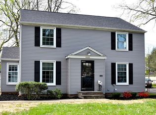 19226 Scottsdale Blvd, Shaker Heights, OH 44122