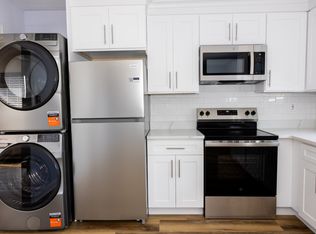 79 Victory St #3, Stamford, CT 06902