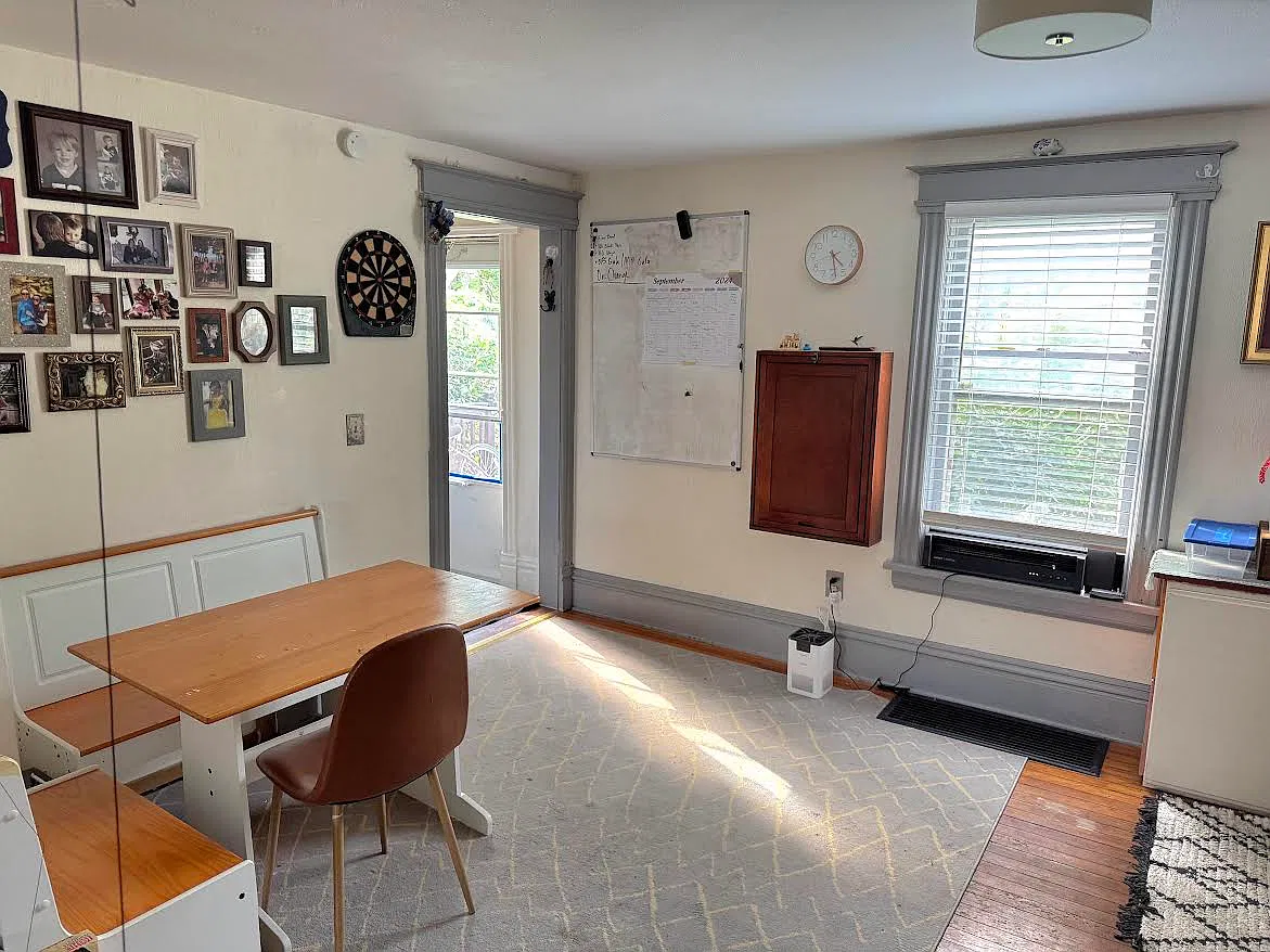 3 bed, 1392 sqft, $2,150 — Photo 3