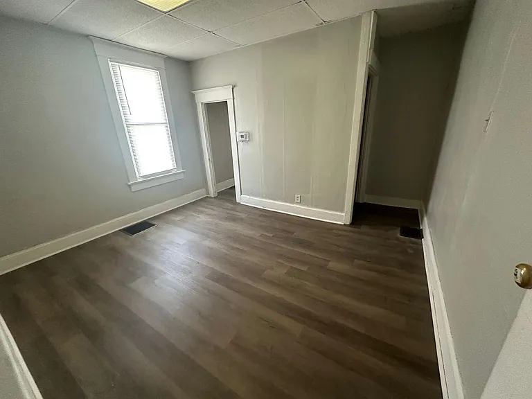 1719 & 1719 1/2 W Adams St. (Wynn Funds LLC) — Photo 9