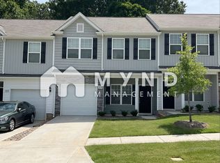 5608 Newton Creek Dr, Charlotte, NC 28215