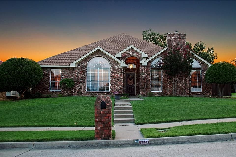1st image of 4223 Mulberry Dr