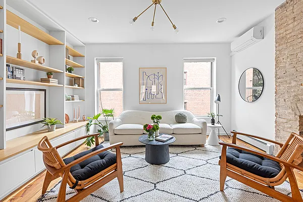 Sold by Compass | media 3