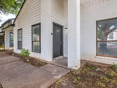 2 bed, 2.0 bath, 1078 sqft, $1,450 — Photo 2