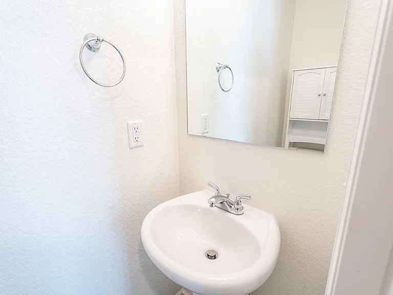 5111 N Yampa St — Photo 11