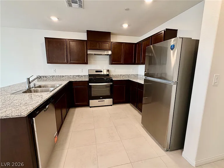 2708 Sundial Crest Ct — Photo 6
