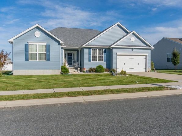 363 Tiburan Ct