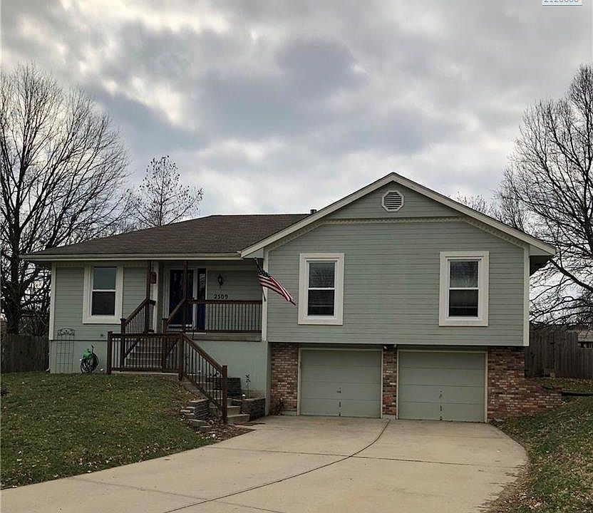 1st image of 2509 NE Remington Ct