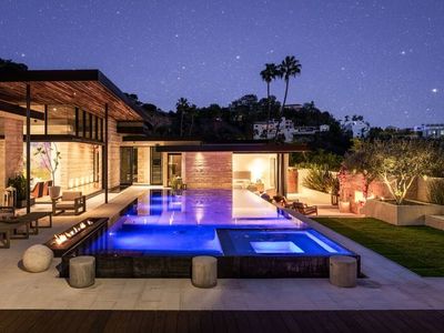 1853 Marcheeta Pl, Los Angeles, CA, 90069