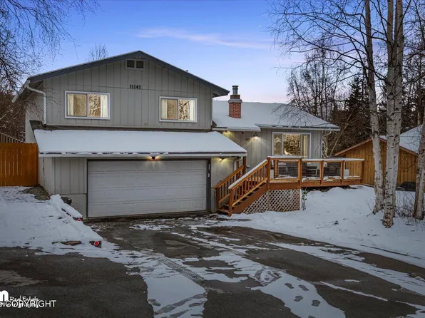 11141 Katlian Dr, Eagle River, AK 99577