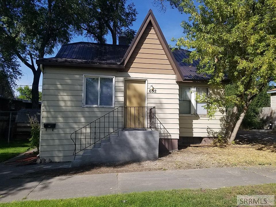 1st image of 652 S Emerson Ave