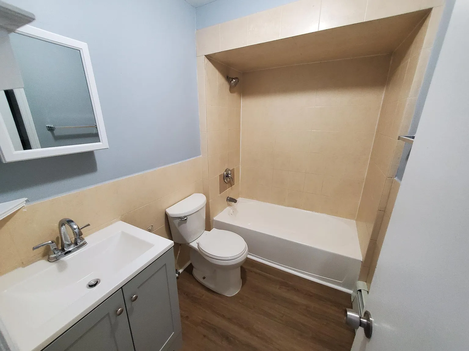 16 Amity St — Photo 4