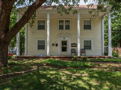 2614 SW Huntoon St, Topeka, KS, 66604