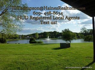 25A E Daisy Ln #A, Mount Laurel, NJ 08054