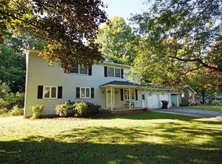 141 Westgate Dr, Rochester, NY 14617