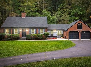 184 Perkins Row, Topsfield, MA 01983