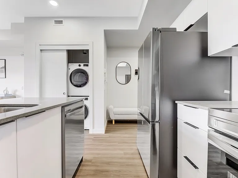 5394 Admiral Girouard St NW — Photo 29