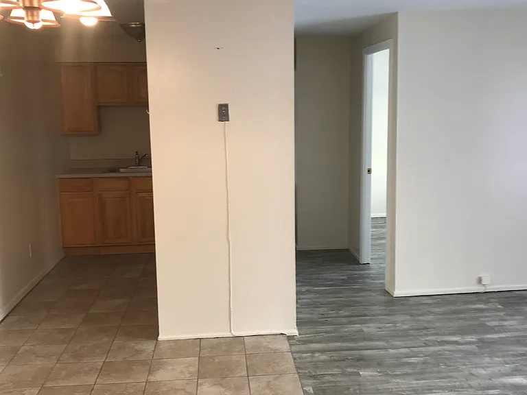 The Meadows Patio Apartments - HEAT INCLUDED! — Photo 4