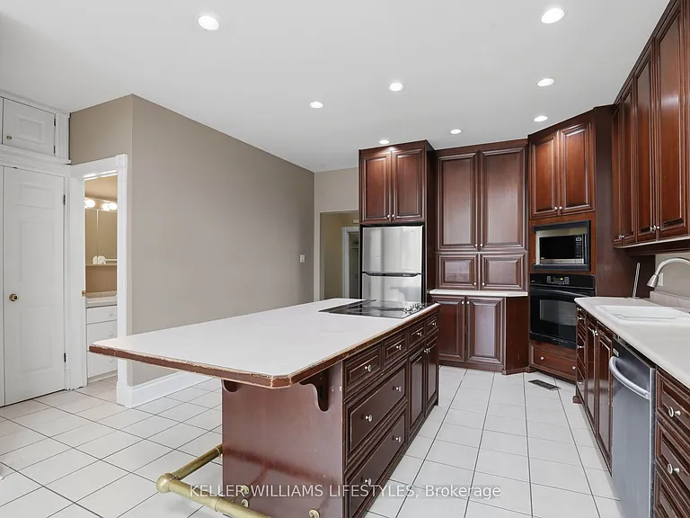 303 Pall Mall St — Photo 13
