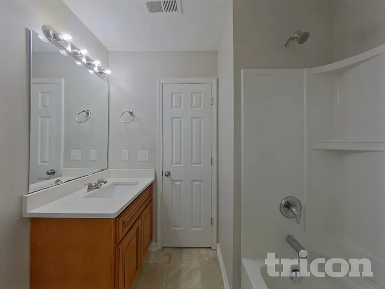 2423 Shad Ct — Photo 17