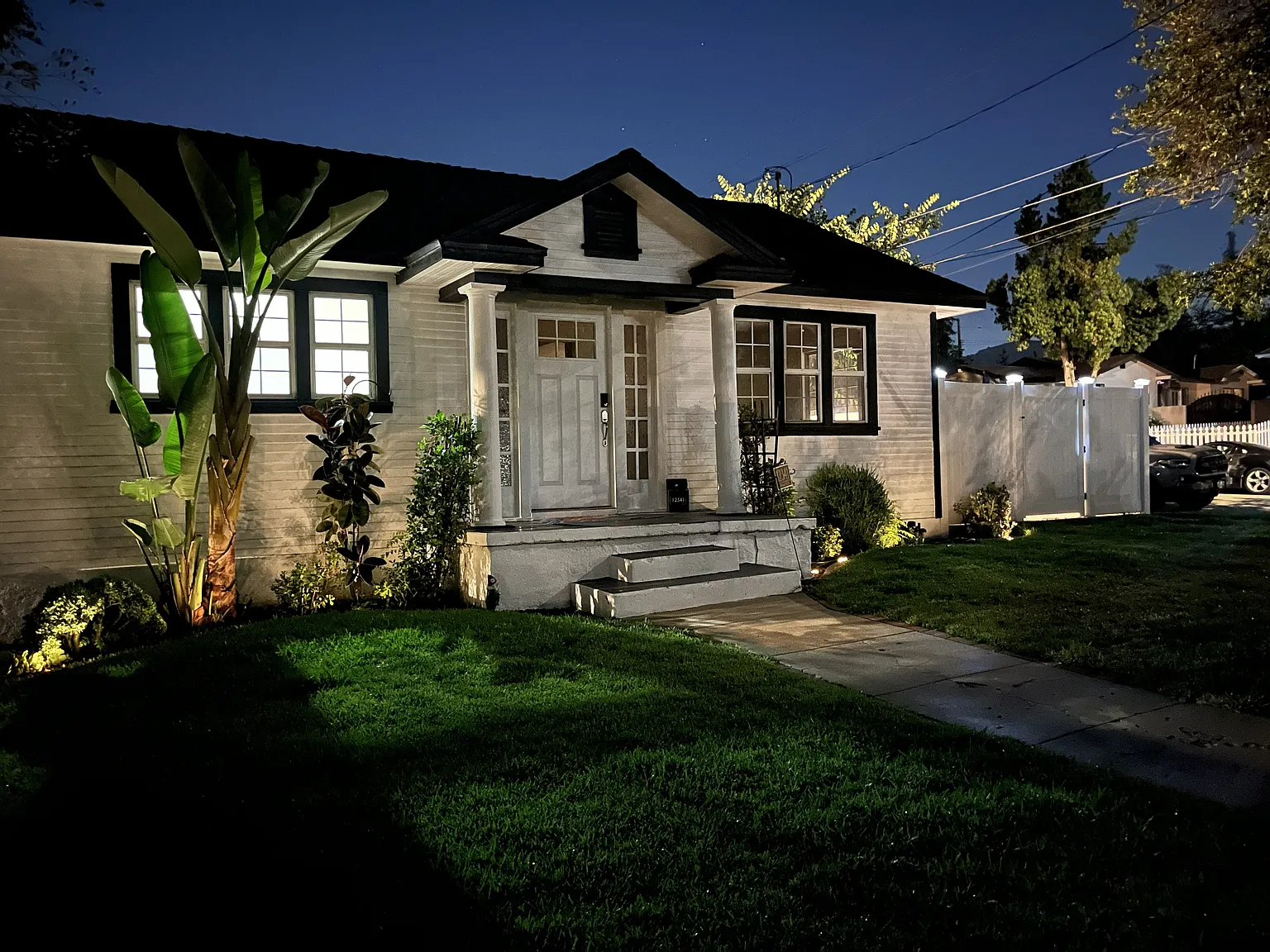 3 bed, 912 sqft, $3,500 — Photo 2
