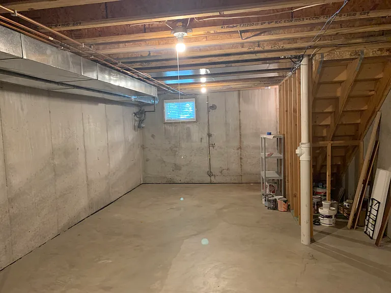 3584 N New Town Ave — Photo 9