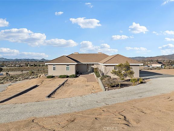 2nd image of 21972 Ocotillo Way