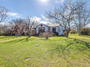 3700 Ellsmere Ct, Fort Worth, TX 76103