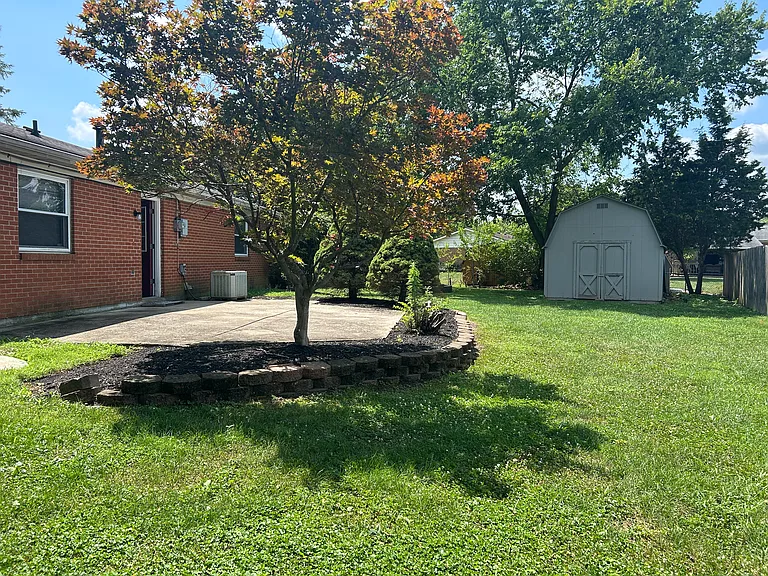 4783 Bradley Dr — Photo 17