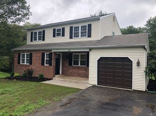 100 Mineral Springs Rd, Coatesville, PA 19320