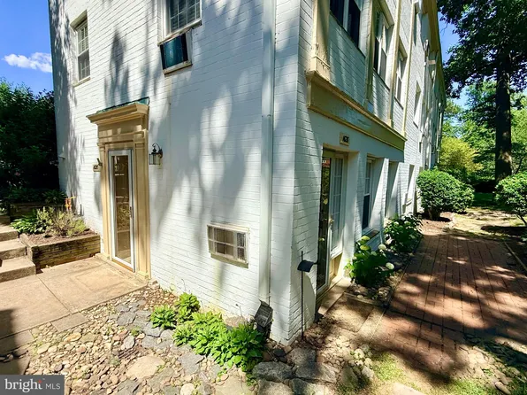 1628 Ripon Pl, Alexandria, VA 22302