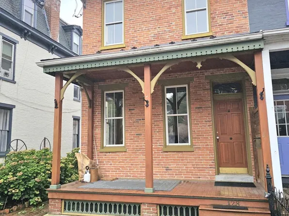 128 S 2nd St, Columbia, PA 17512