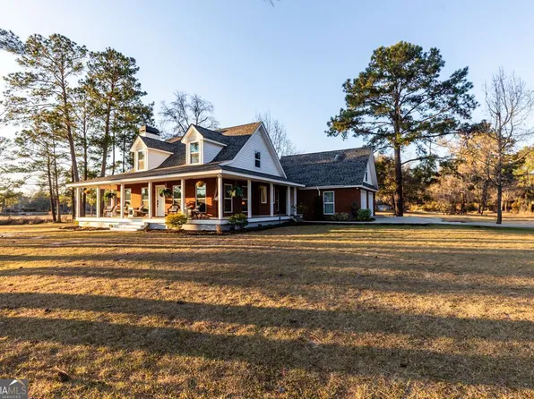 276 Old River Rd, Bloomingdale, GA 31302