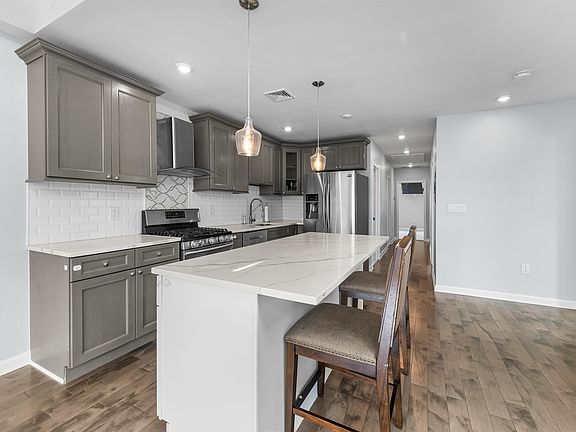 5th image of 1300 79th St #2