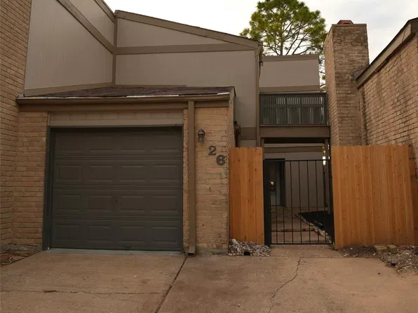880 Tully Rd APT 26, Houston, TX 77079