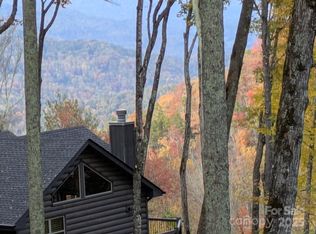 294 Gadohi Trl, Maggie Valley, NC 28751
