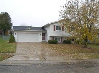 3709 11th Ave SW, Rochester, MN 55902