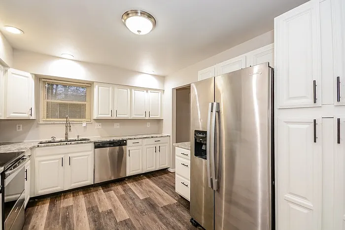 853 Meadow Ridge Dr — Photo 6