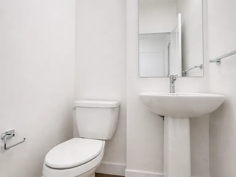 7110 Keswick Dr SW #3 — Photo 11