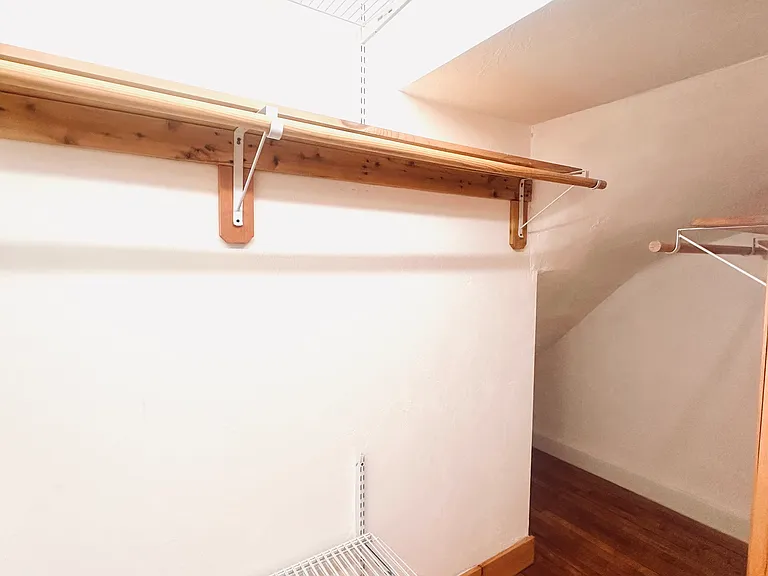 walk in closet