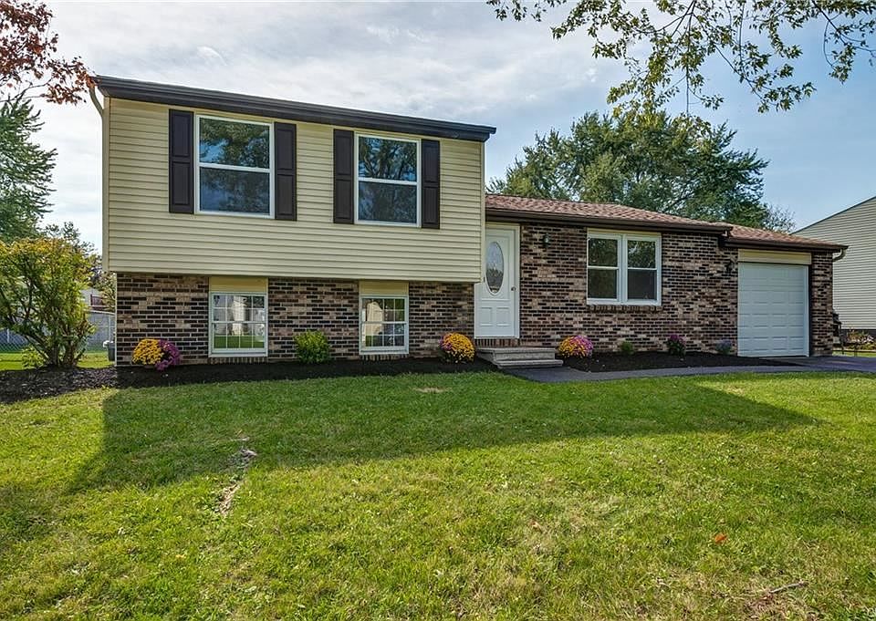 1st image of 5393 Tourmaline Dr