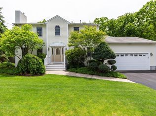 151 Rome Dr, Cranston, RI 02921