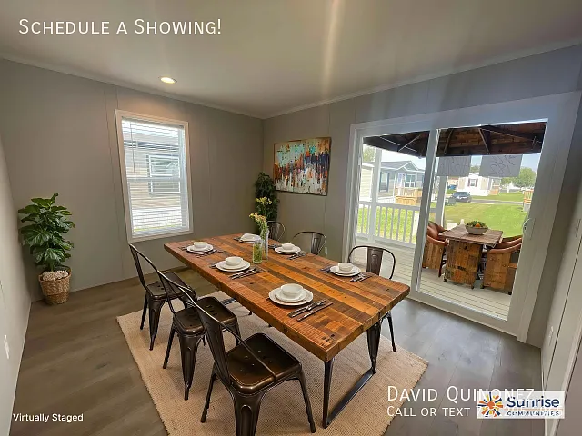 701 W Mill St — Photo 2