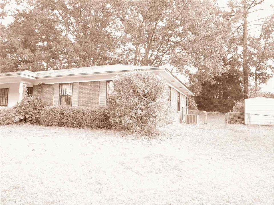 1st image of 2407 SE Gina Dr