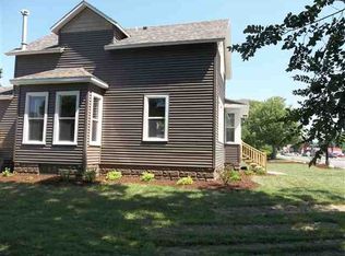 1406 S Minnesota Ave, Saint Peter, MN 56082