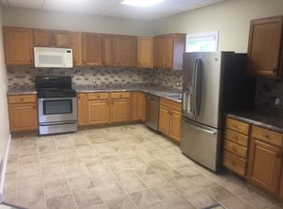 556 W Pike St, Meadow Lands, PA 15347